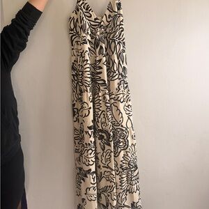 Elegant Black and Cream Maxi Dress